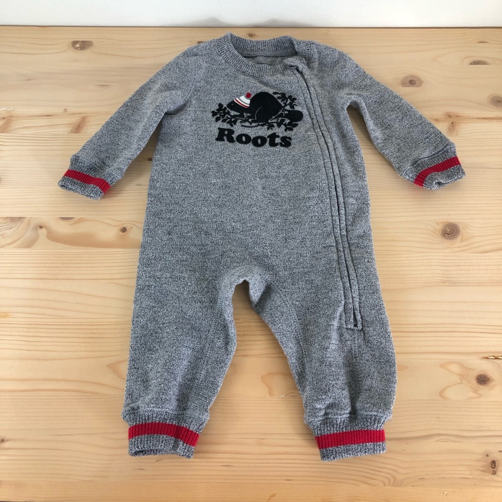 Roots Baby Canada Cozy Fleece Romper Gray One Piece 3-6 Months Red Beaver Zipper